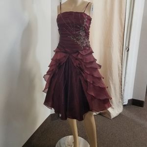 Night scene size small homecoming dress